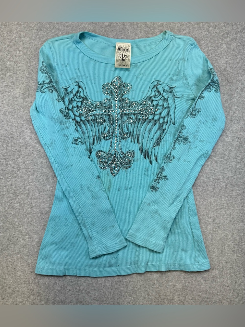 Y2K- Vocal Teal Long-Sleeve Rhinestone Cross & Wings Tee Small